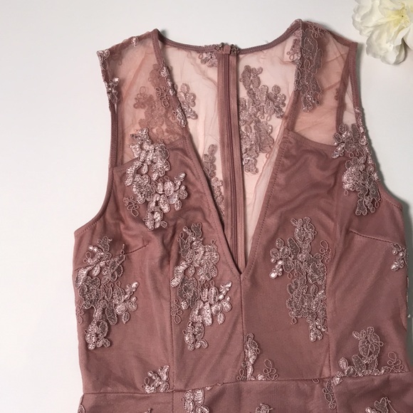 Tobi One Night Pink Lace Dress size M - Picture 5 of 12